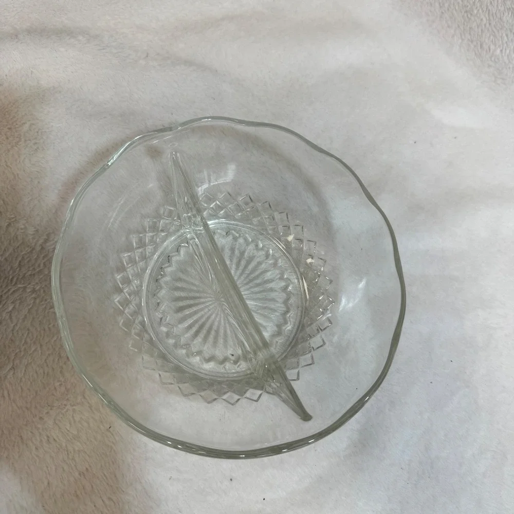 Vintage Clear Glass Divided‎ Relish Dish Scalloped Edge Serving Bowl